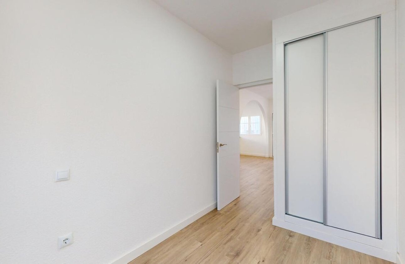 Resale - Villa -
Orihuela - Blue Lagoon