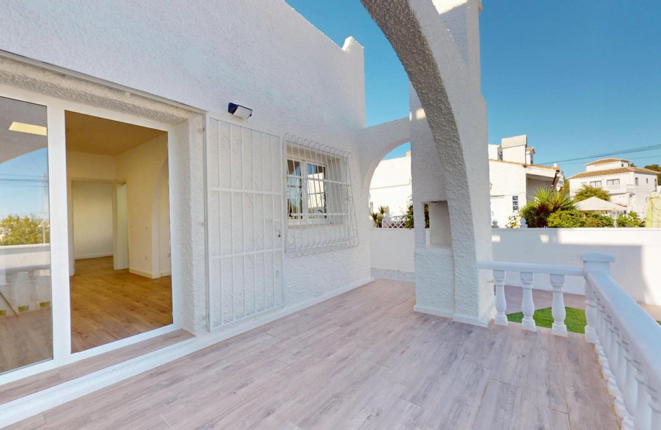 Resale - Villa -
Orihuela - Blue Lagoon