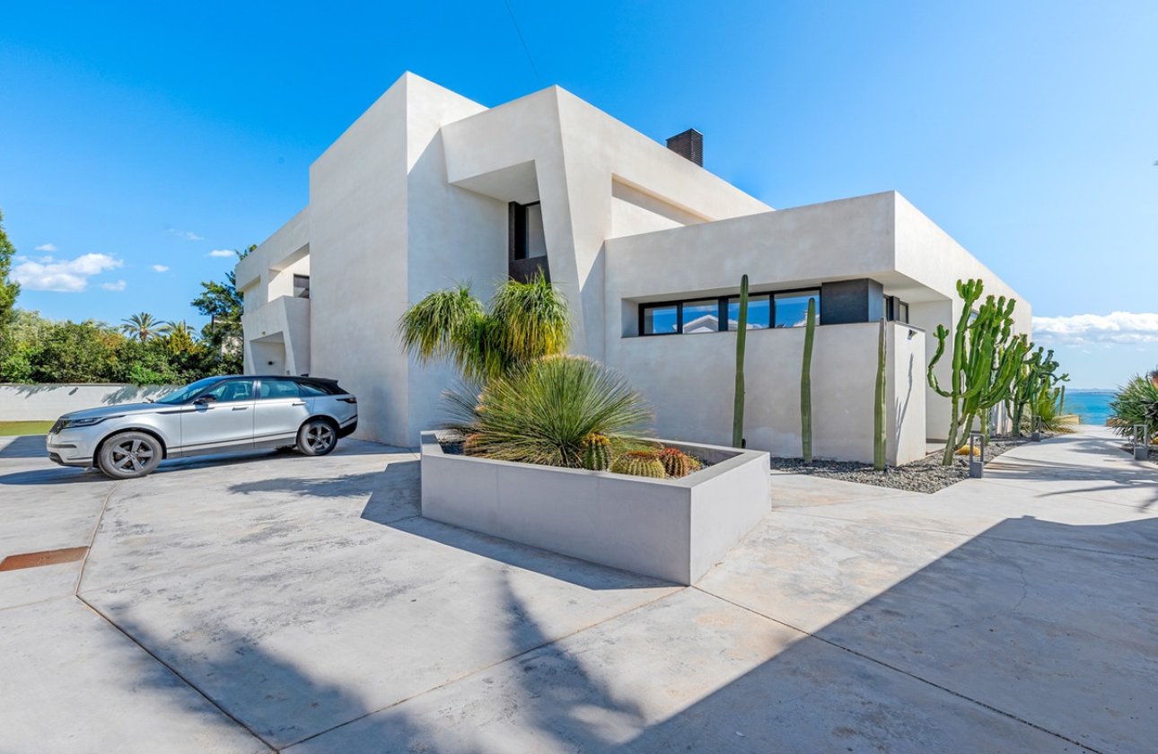 Resale - Villa -
Orihuela - Cabo Roig