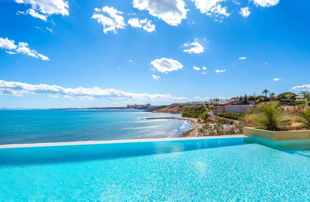 Resale - Villa -
Orihuela - Cabo Roig