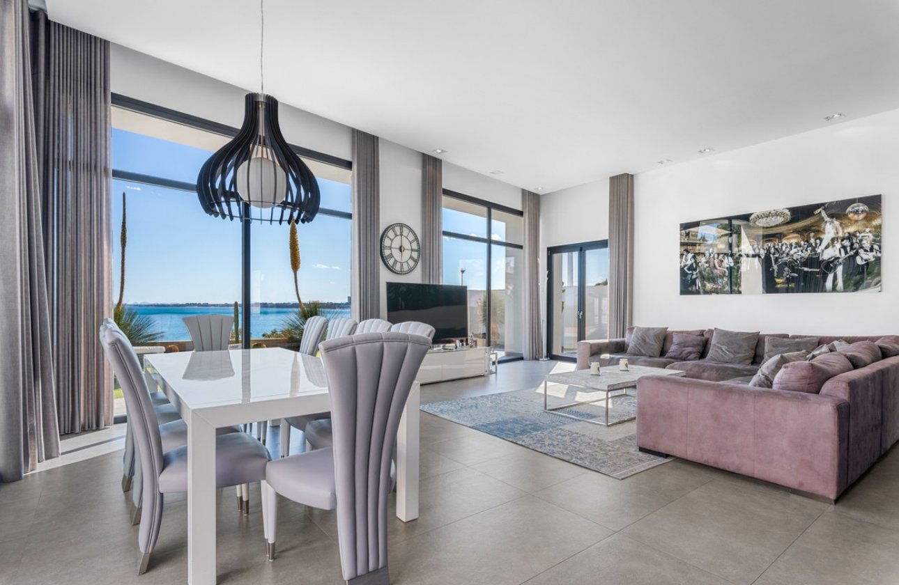 Resale - Villa -
Orihuela - Cabo Roig