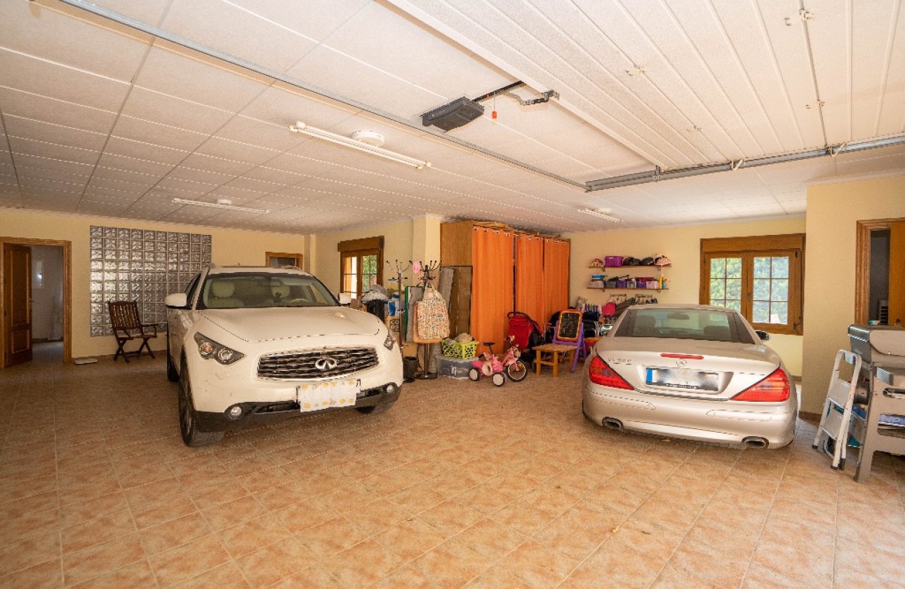 Resale - Villa -
Orihuela - Campoamor