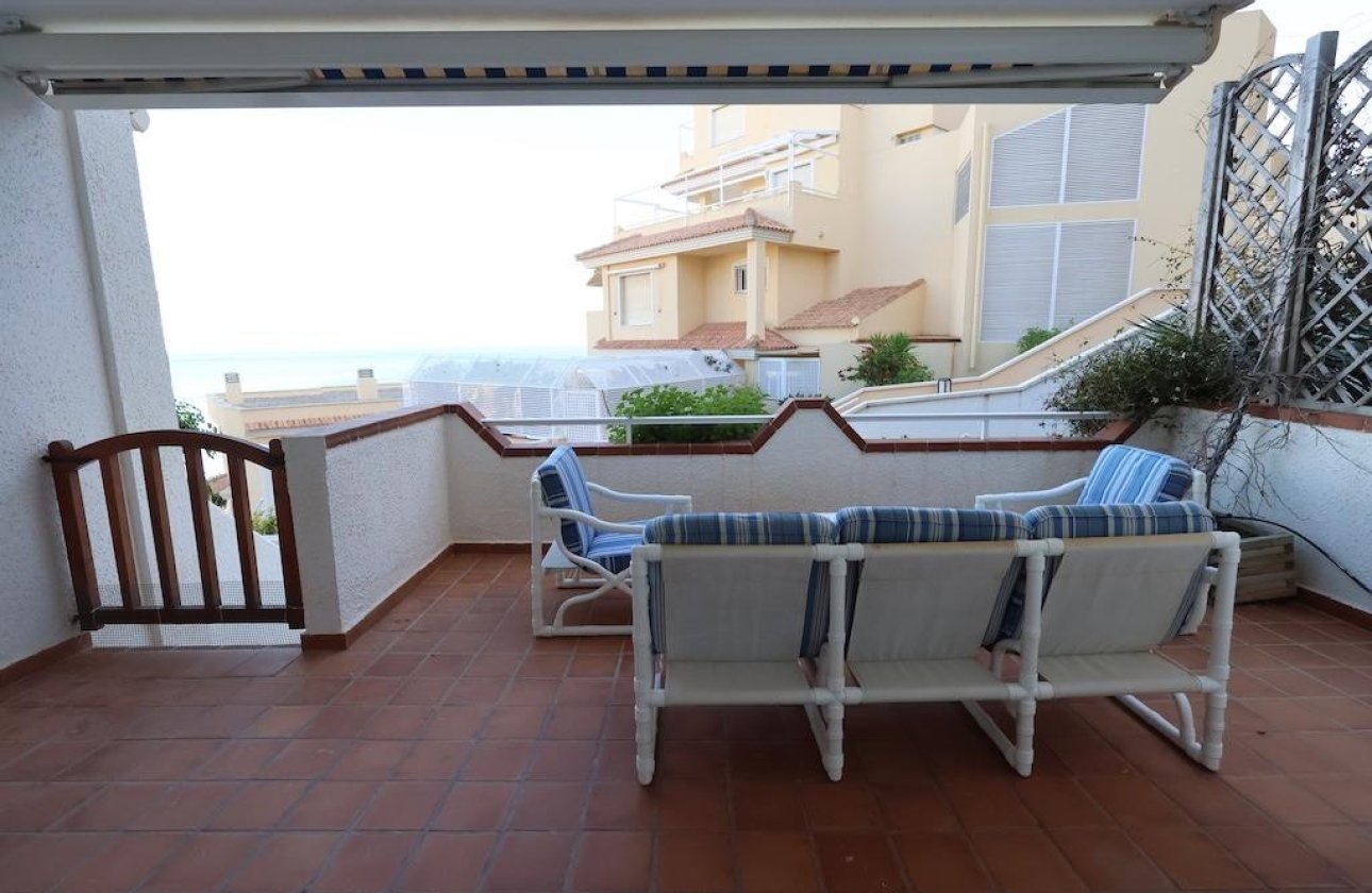 Resale - Villa -
Orihuela - Campoamor