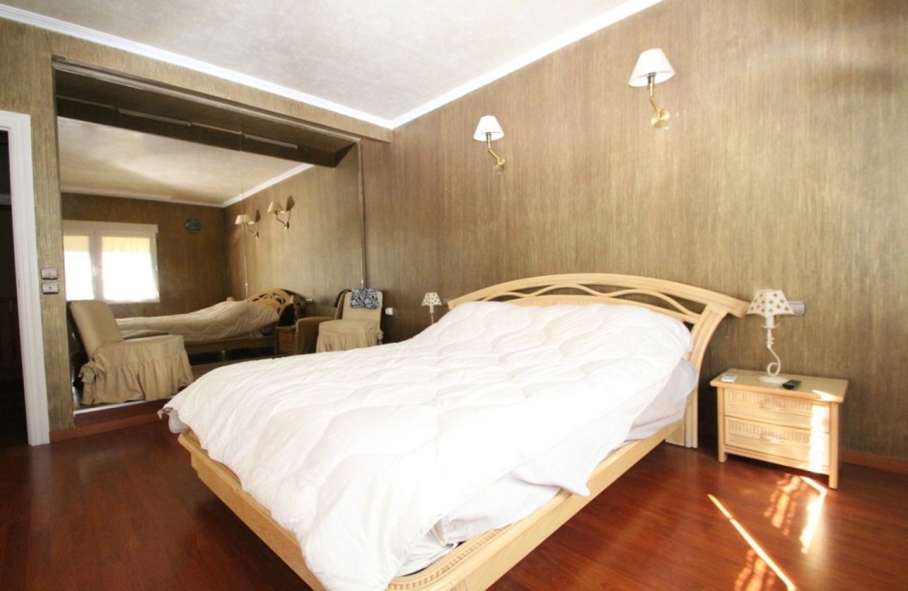 Resale - Villa -
Orihuela Costa - Cabo Roig