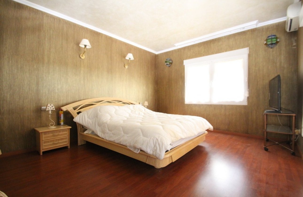 Resale - Villa -
Orihuela Costa - Cabo Roig