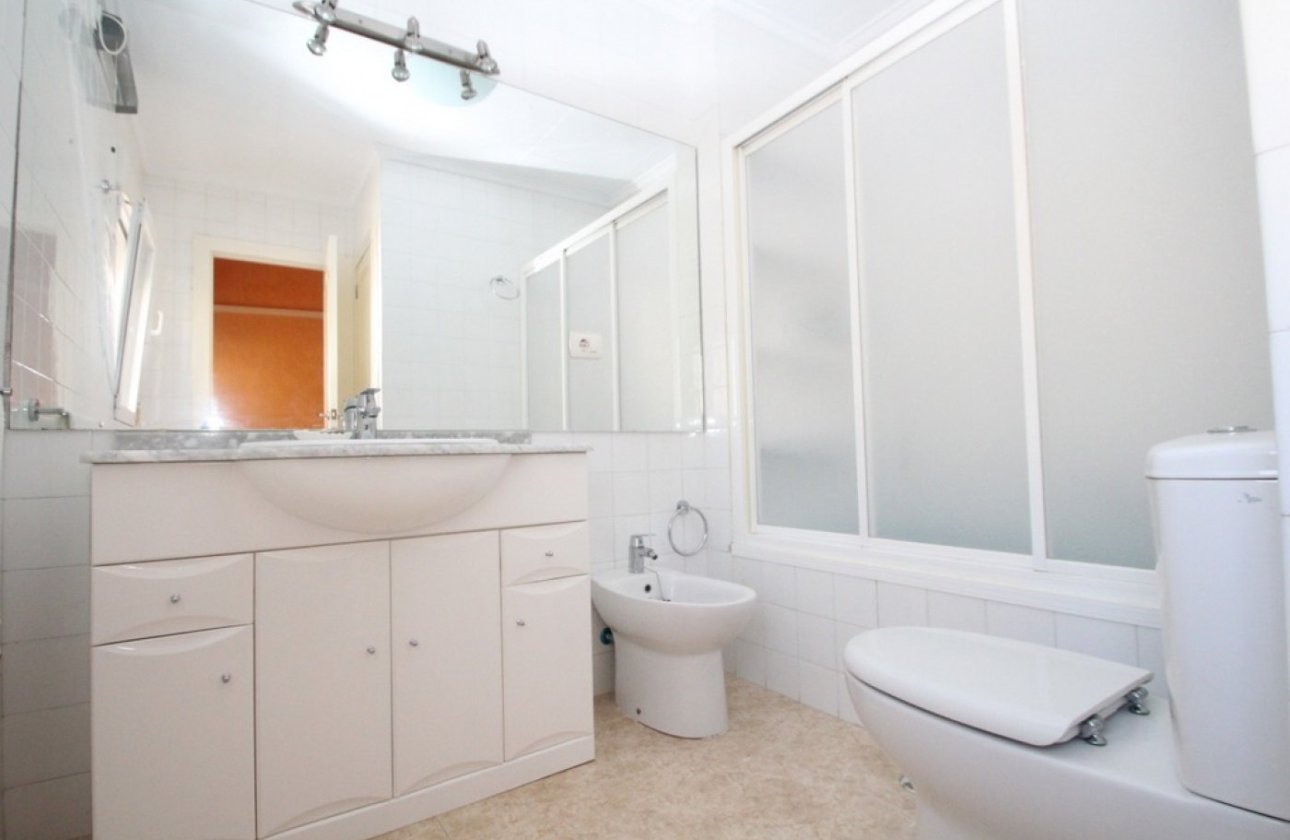 Resale - Villa -
Orihuela Costa - Cabo Roig