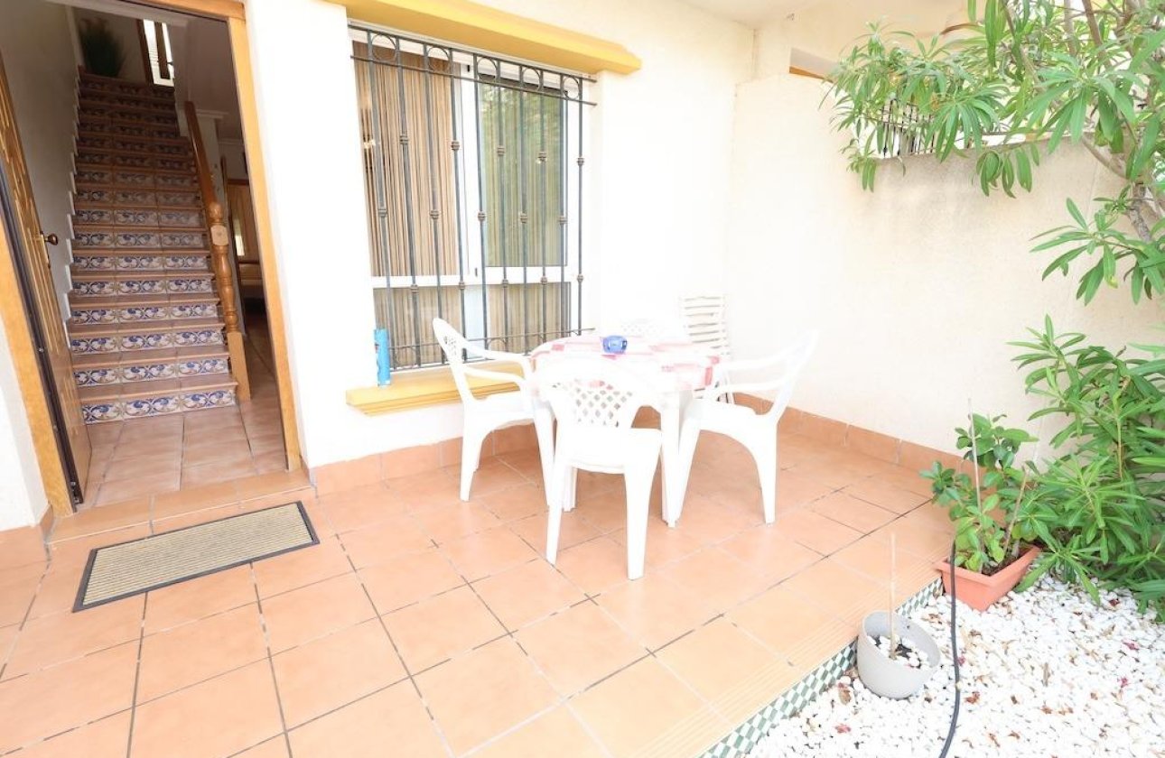 Resale - Villa -
Orihuela Costa - Cabo Roig