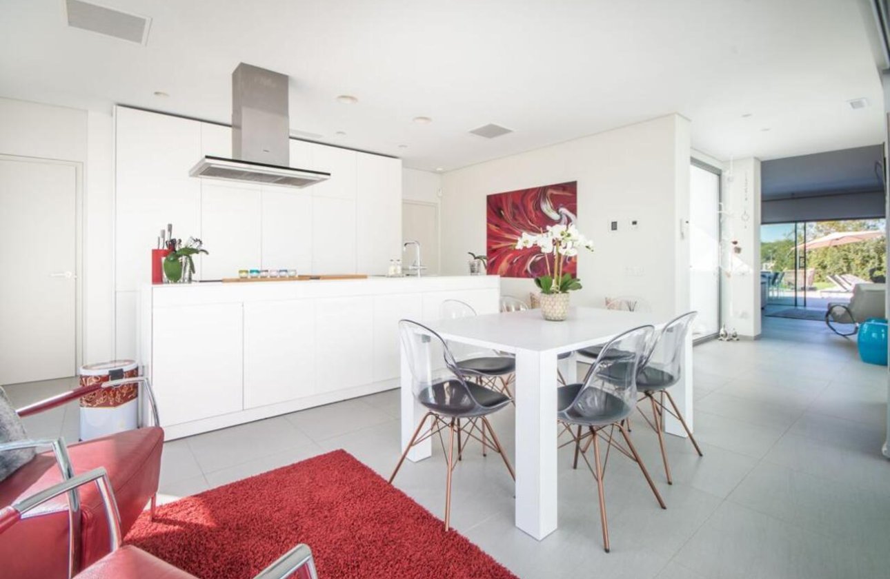 Resale - Villa -
Orihuela Costa - Las Colinas Golf