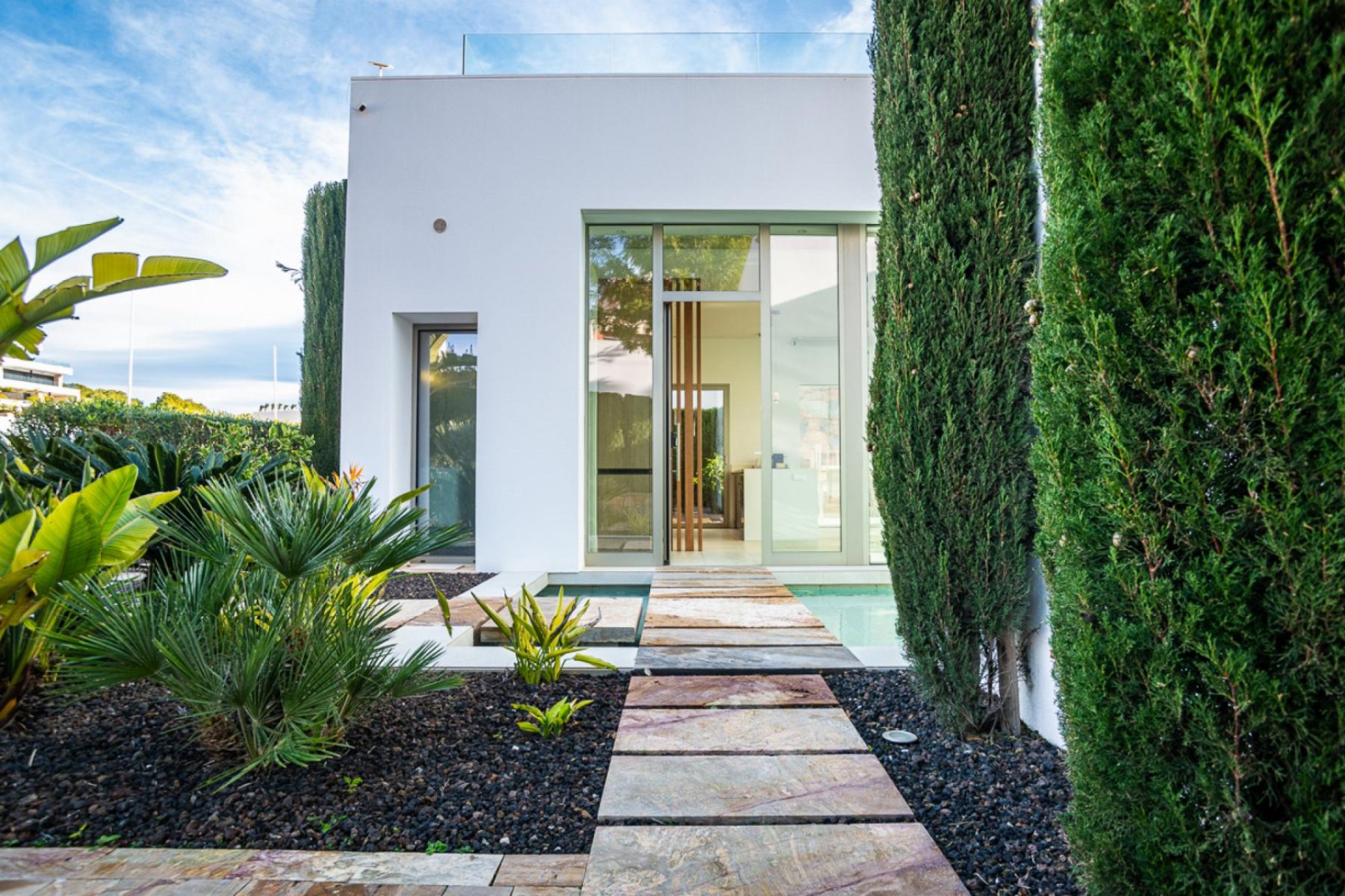 Resale - Villa -
Orihuela Costa