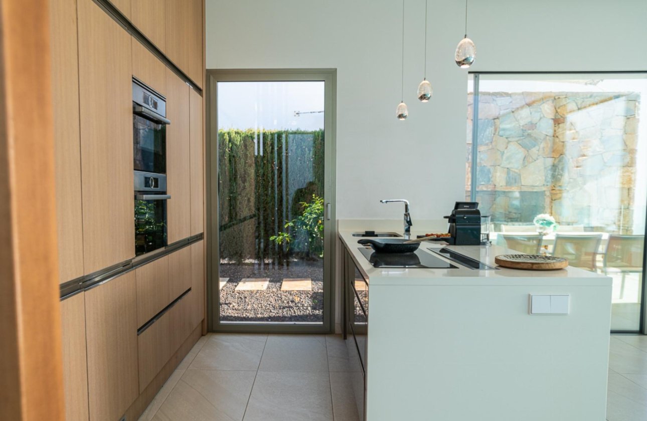 Resale - Villa -
Orihuela Costa