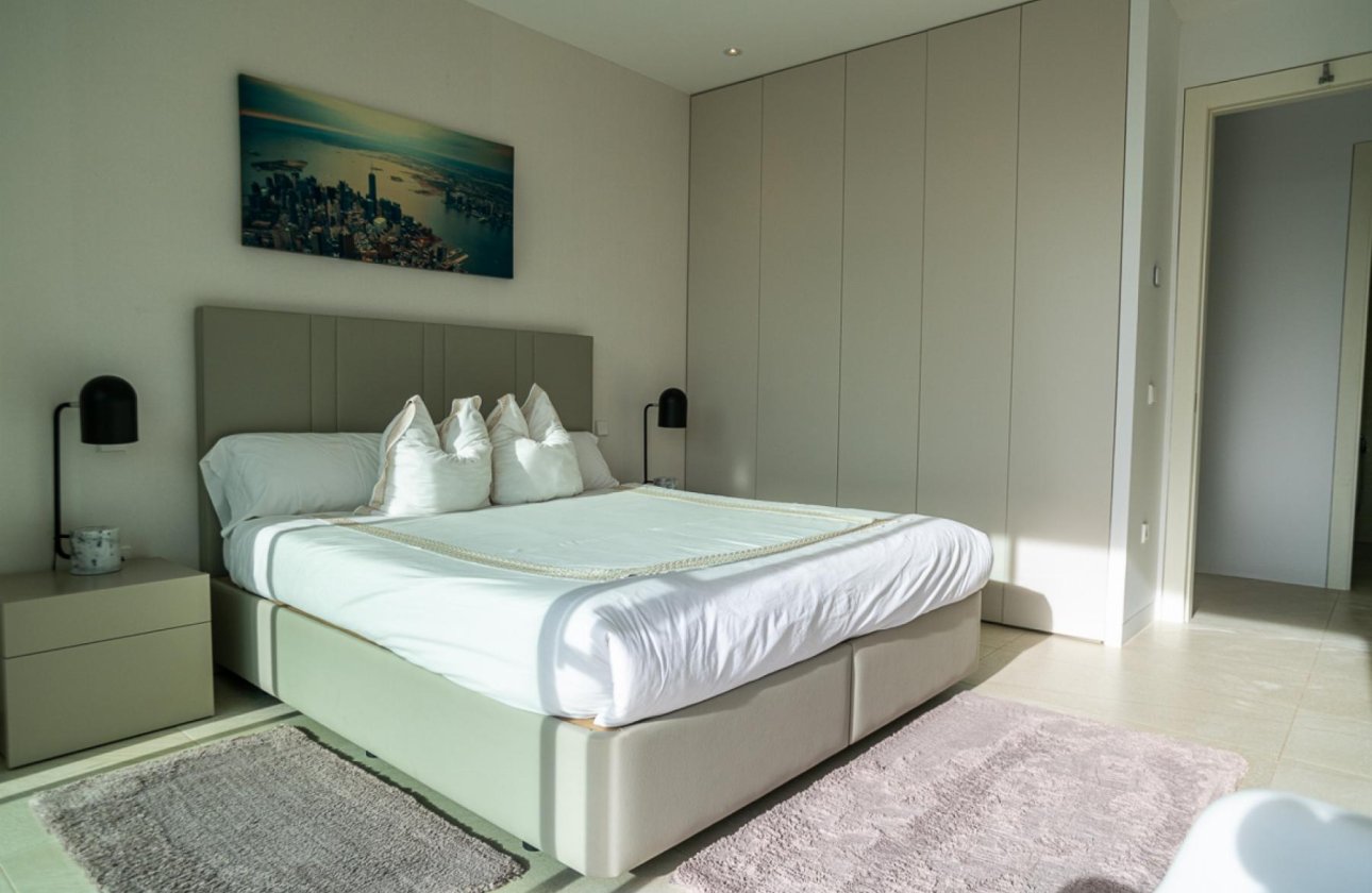 Resale - Villa -
Orihuela Costa