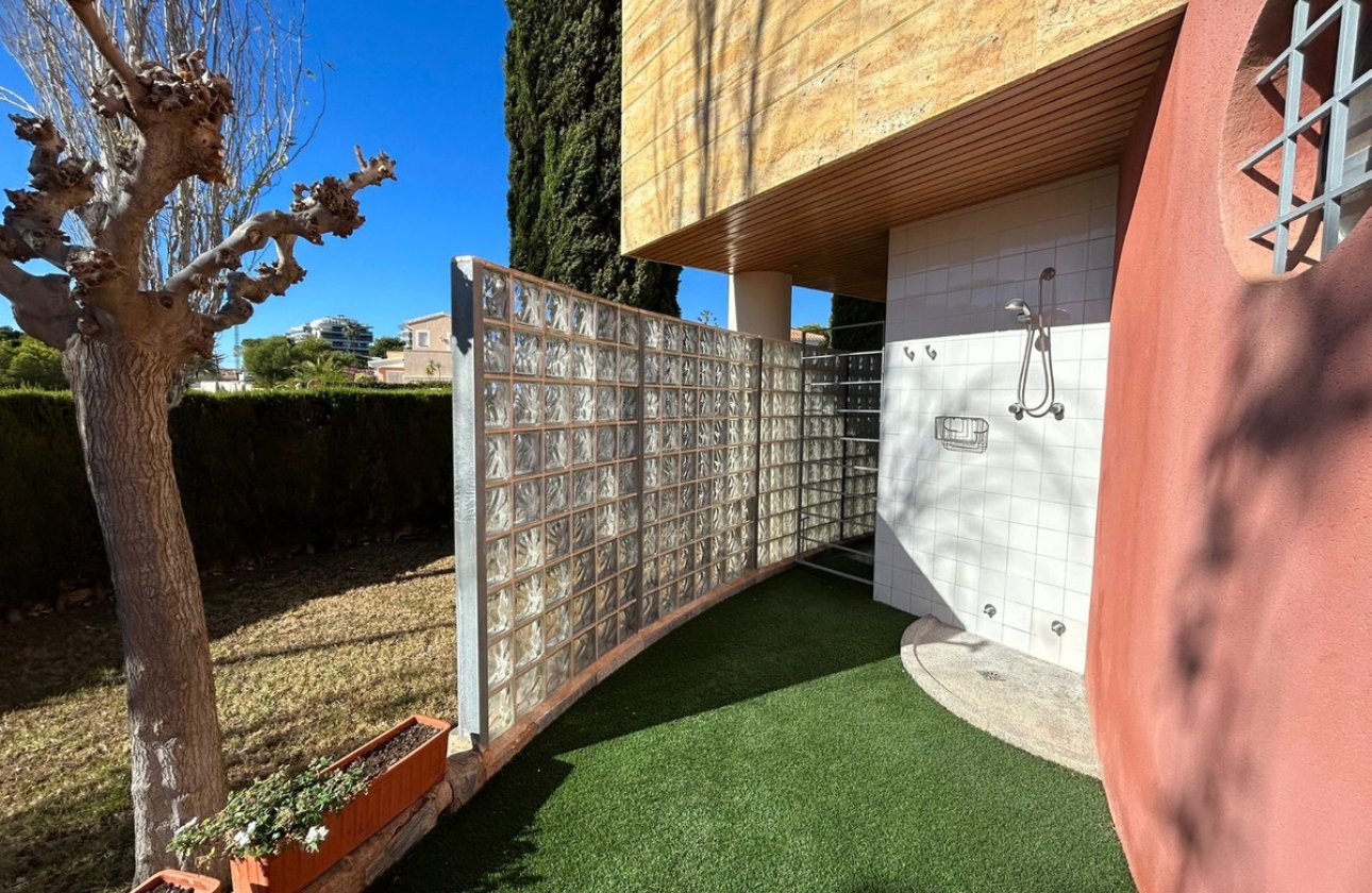 Resale - Villa -
Orihuela - Dehesa de Campoamor