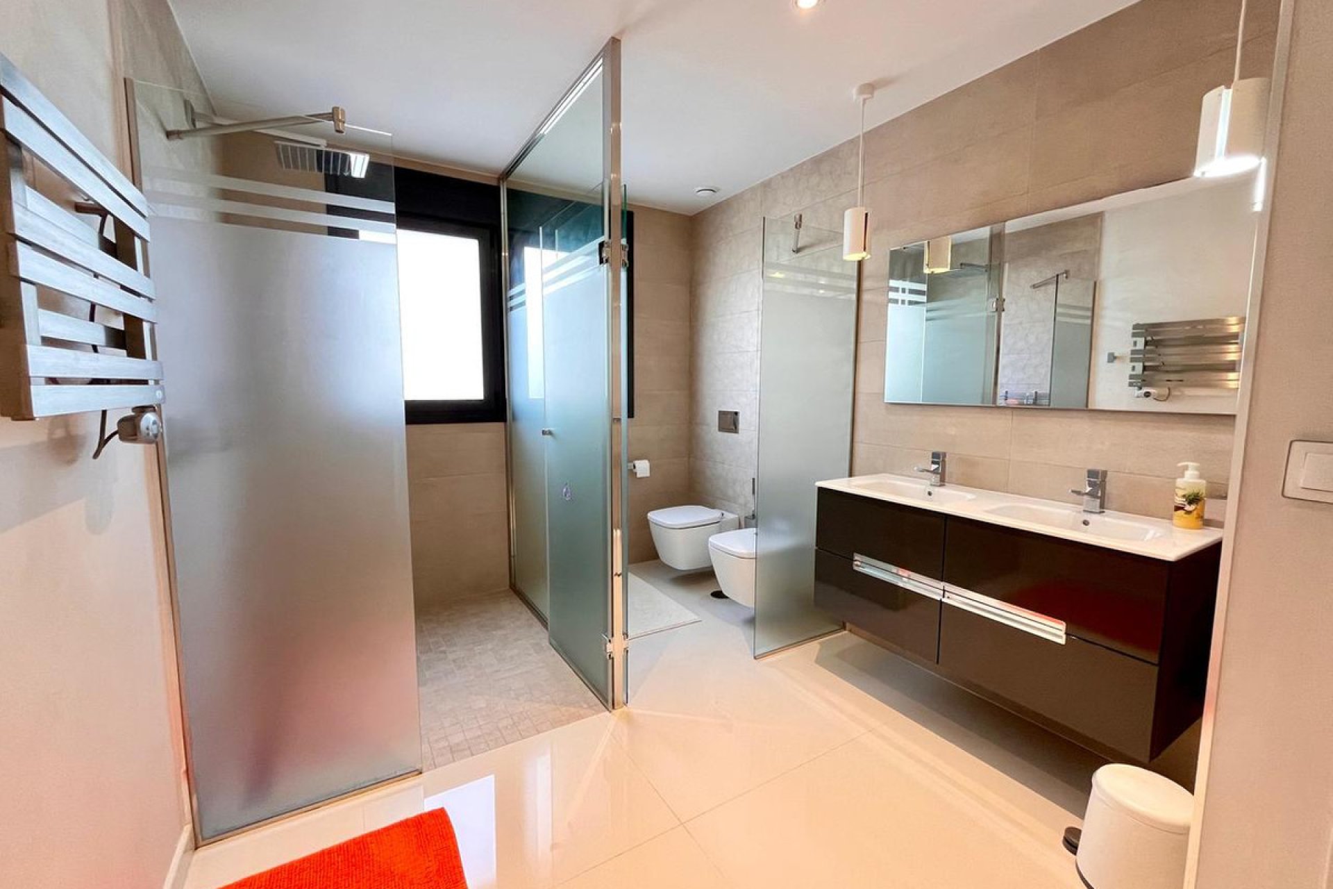 Resale - Villa -
Orihuela - Dehesa de Campoamor