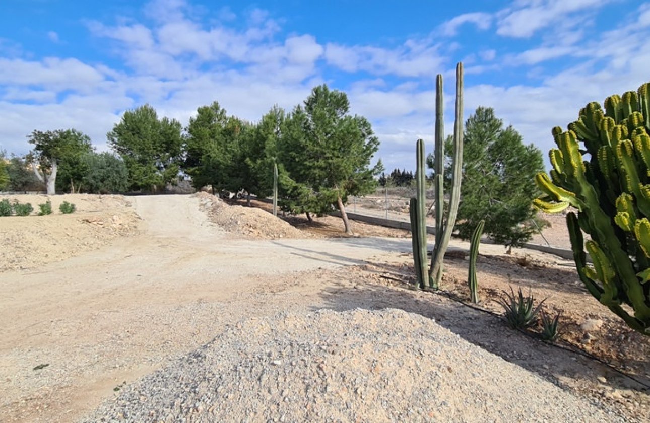 Resale - Villa -
Orihuela - La Matanza