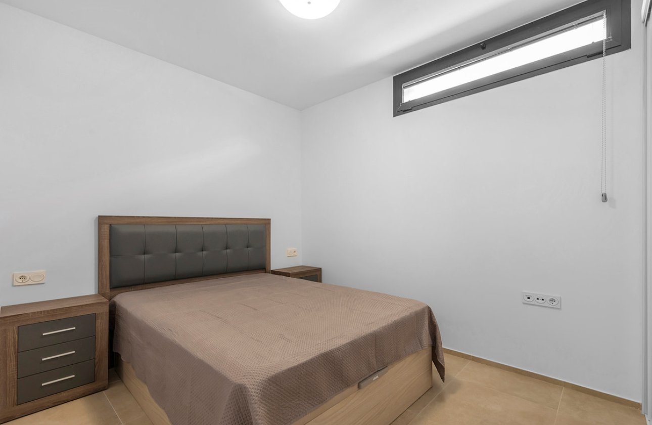 Resale - Villa -
Orihuela - La Zenia