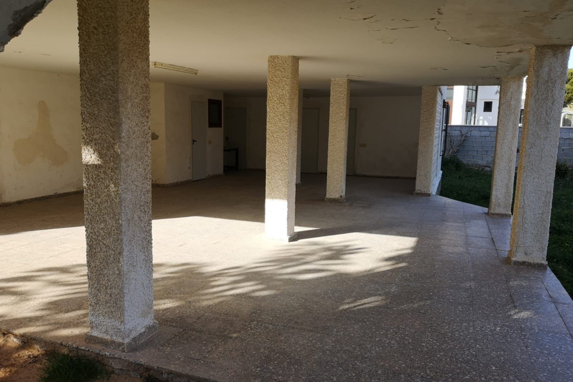 Resale - Villa -
Orihuela - La Zenia