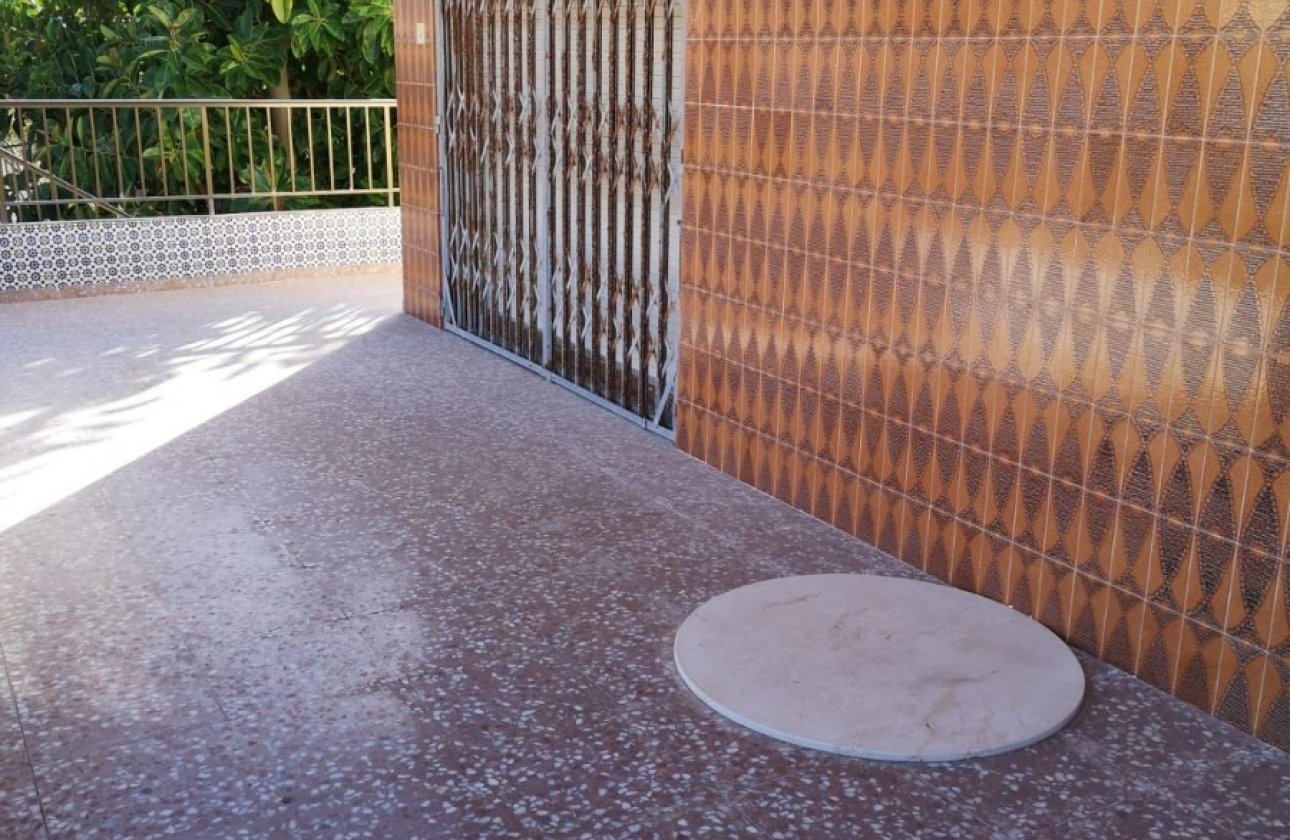 Resale - Villa -
Orihuela - La Zenia