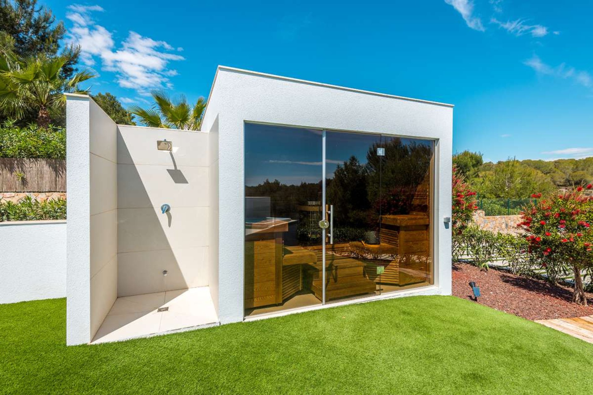 Resale - Villa -
Orihuela - Las Colinas Golf