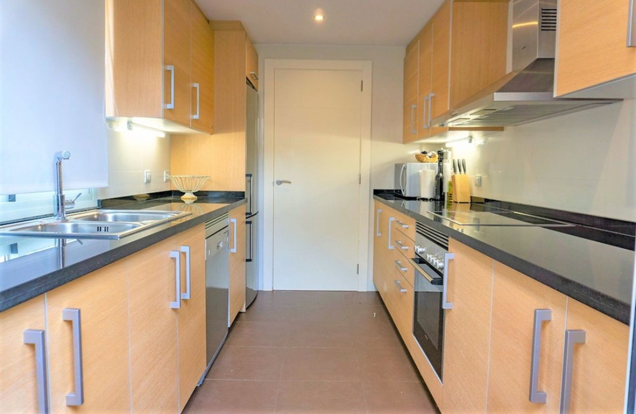 Resale - Villa -
Orihuela - Las Colinas Golf