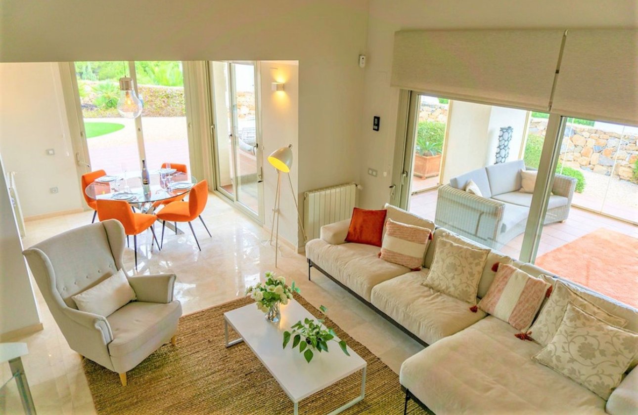 Resale - Villa -
Orihuela - Las Colinas Golf