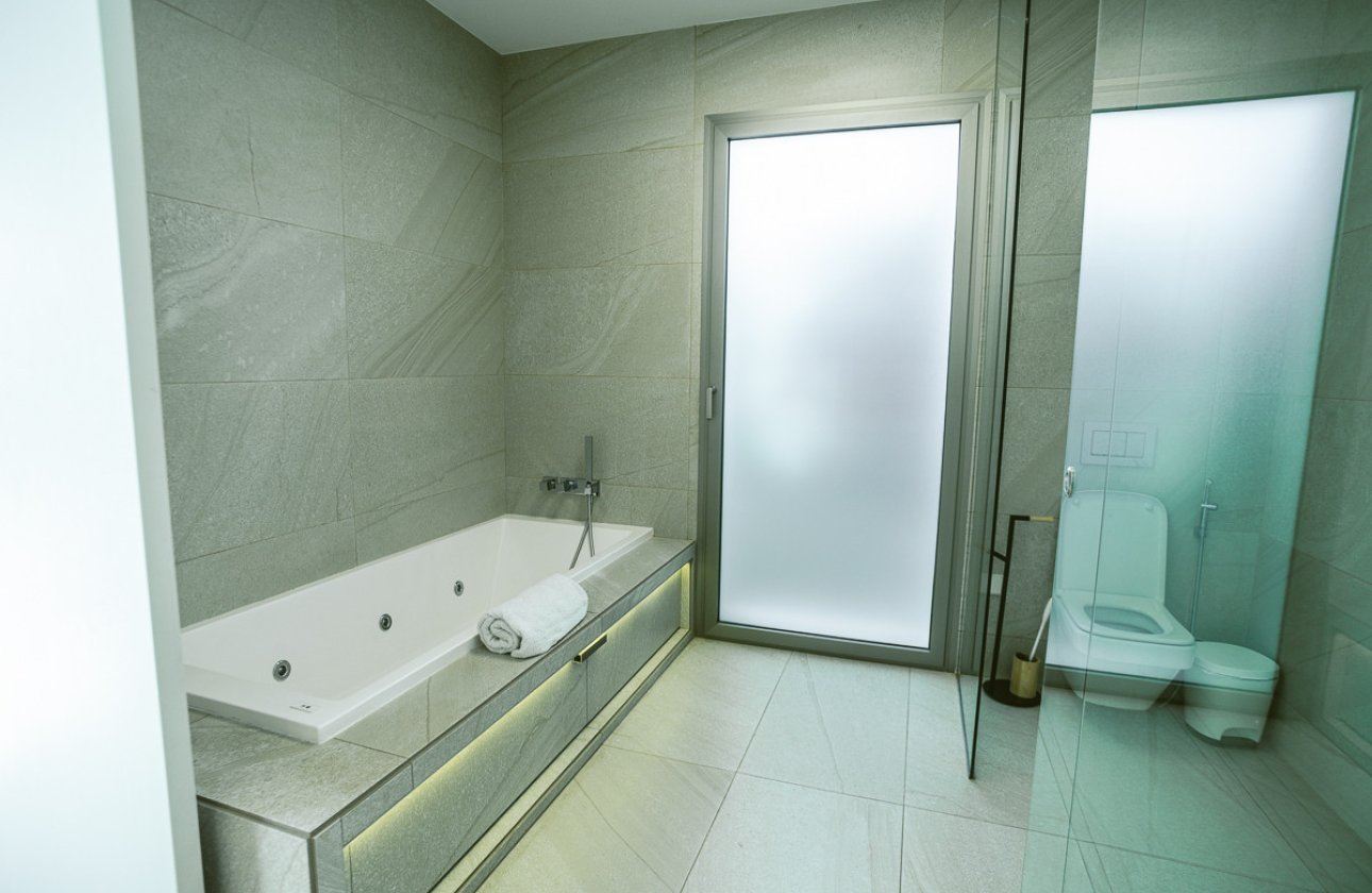 Resale - Villa -
Orihuela - Las Colinas Golf