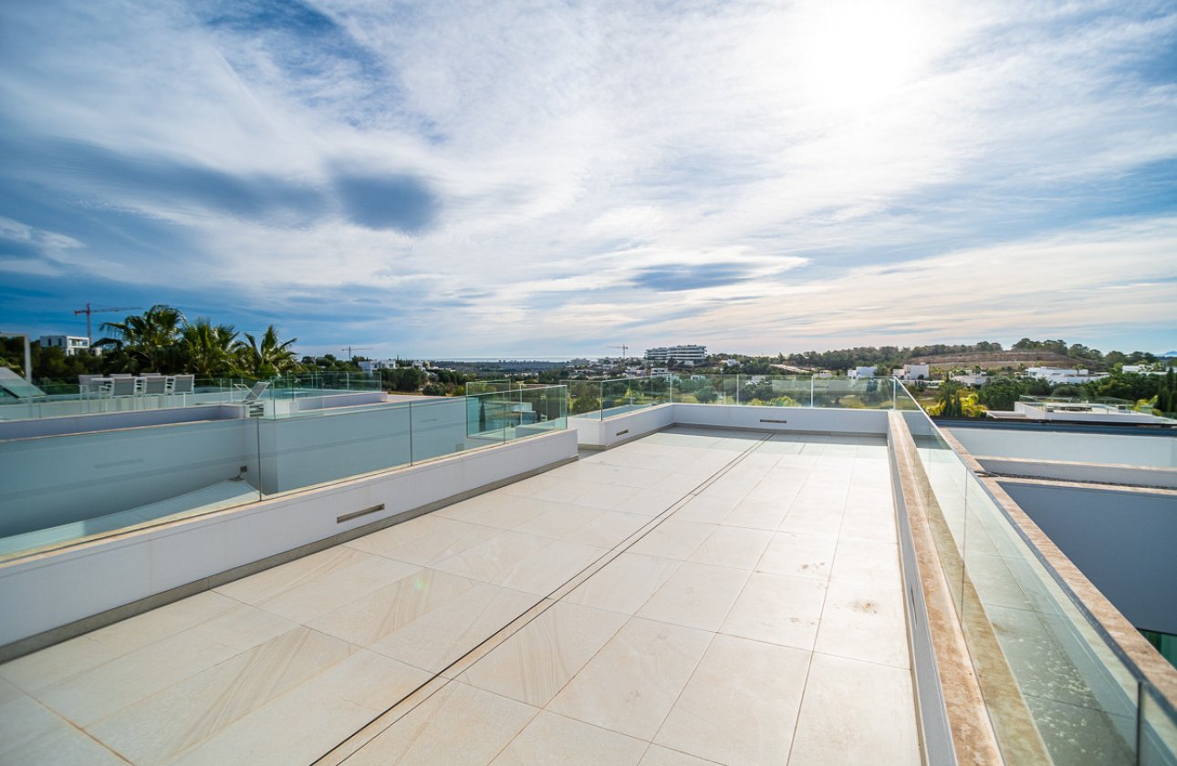 Resale - Villa -
Orihuela - Las Colinas Golf