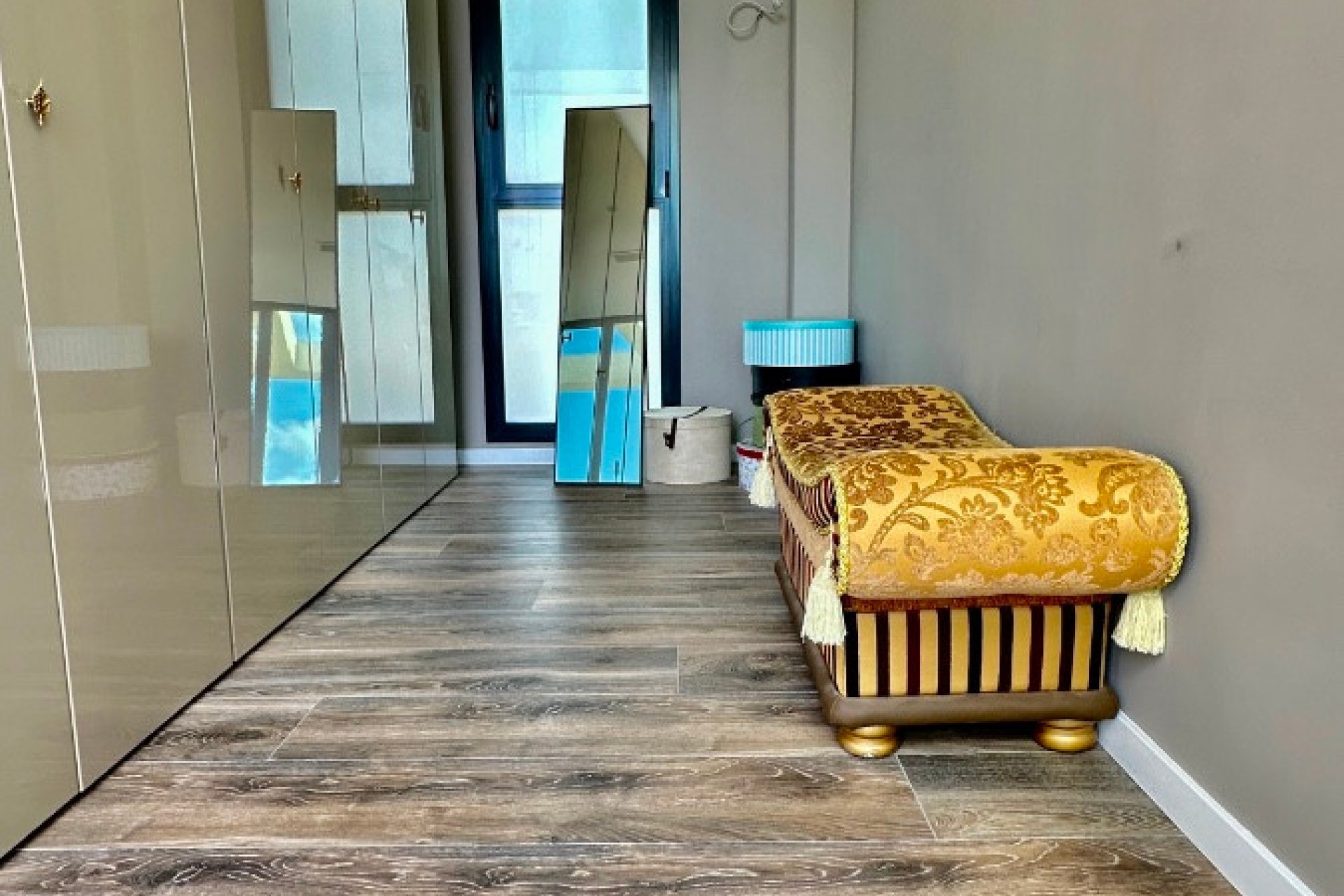 Resale - Villa -
Orihuela - Las Colinas Golf