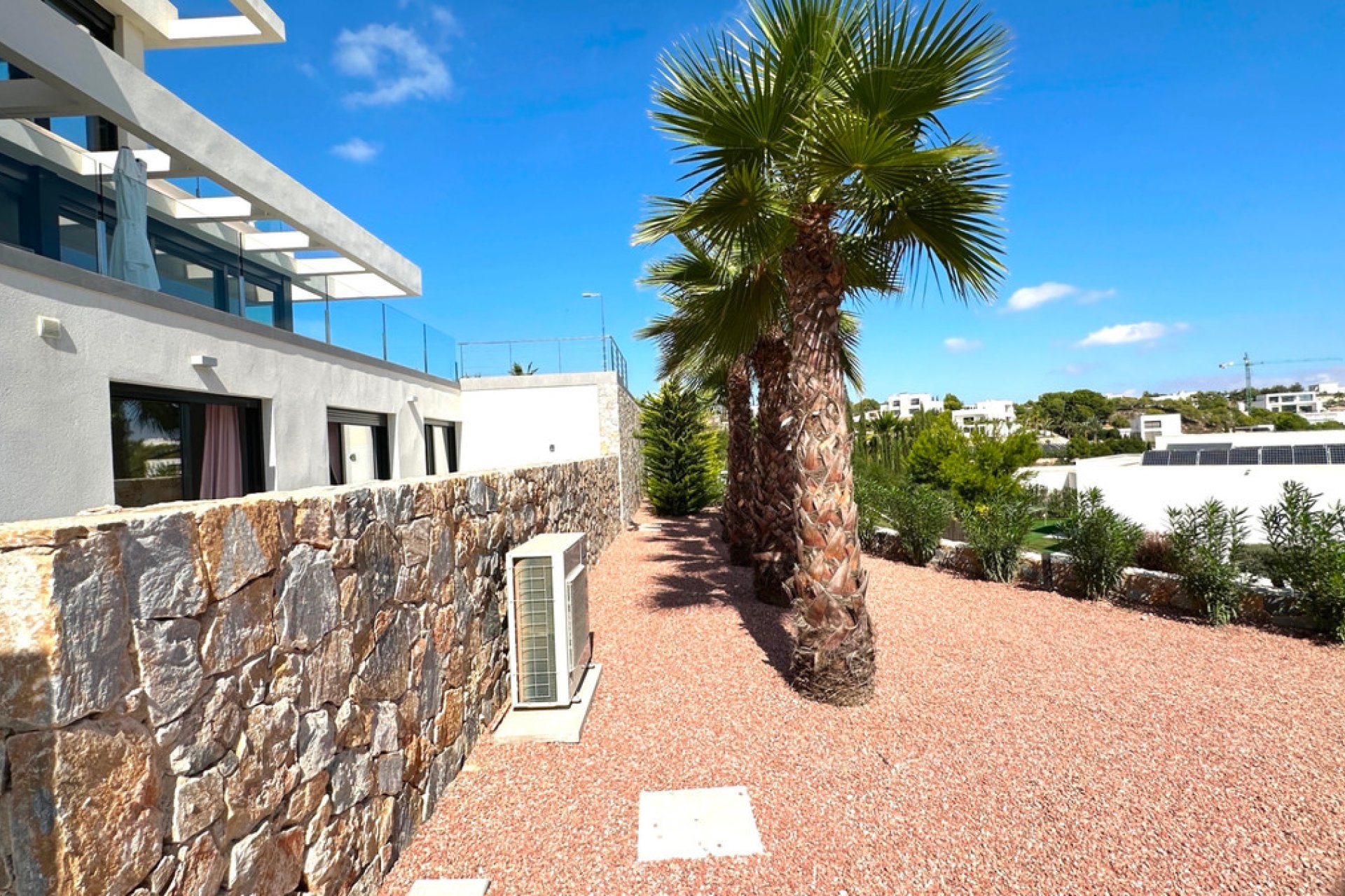 Resale - Villa -
Orihuela - Las Colinas Golf