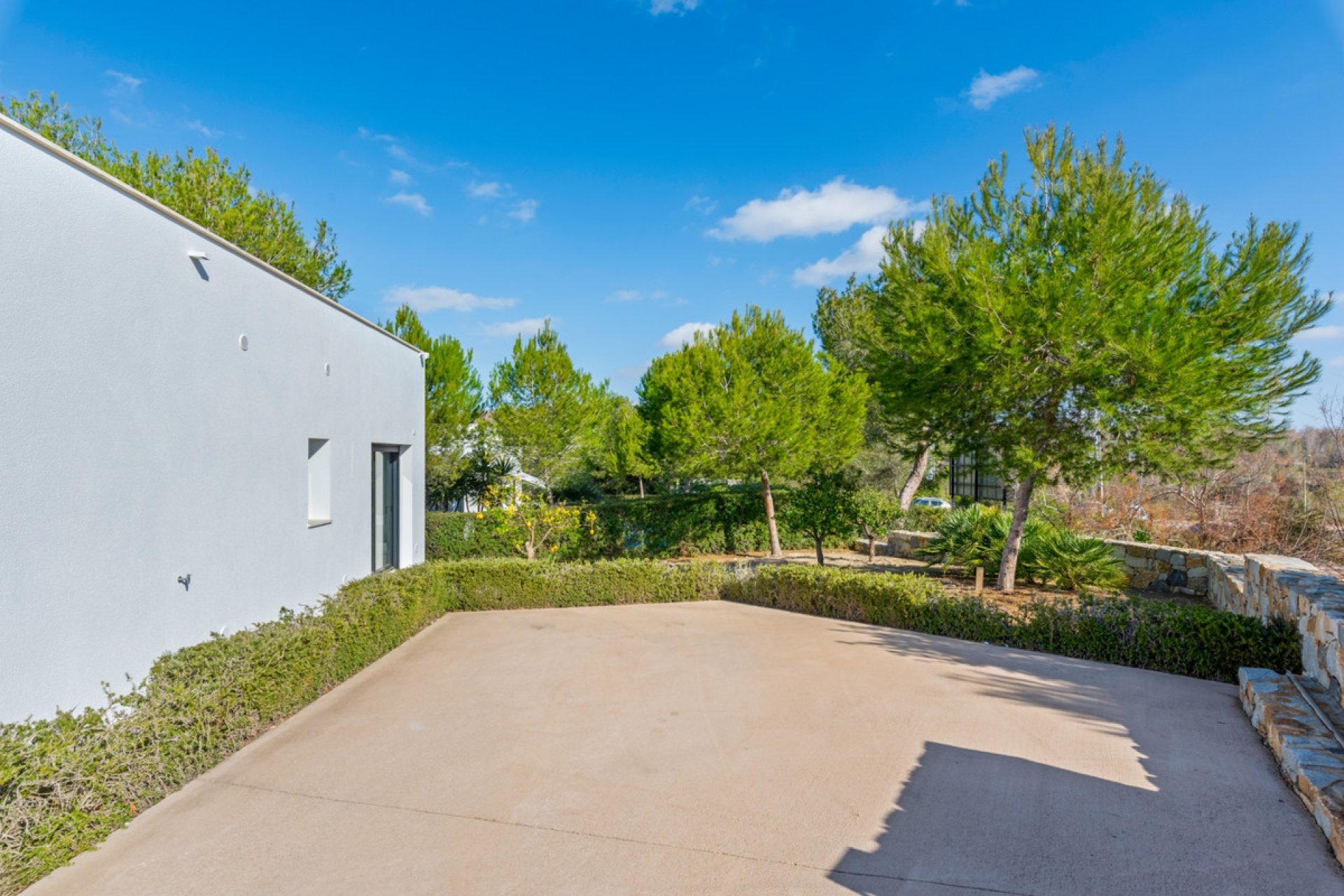 Resale - Villa -
Orihuela - Las Colinas Golf