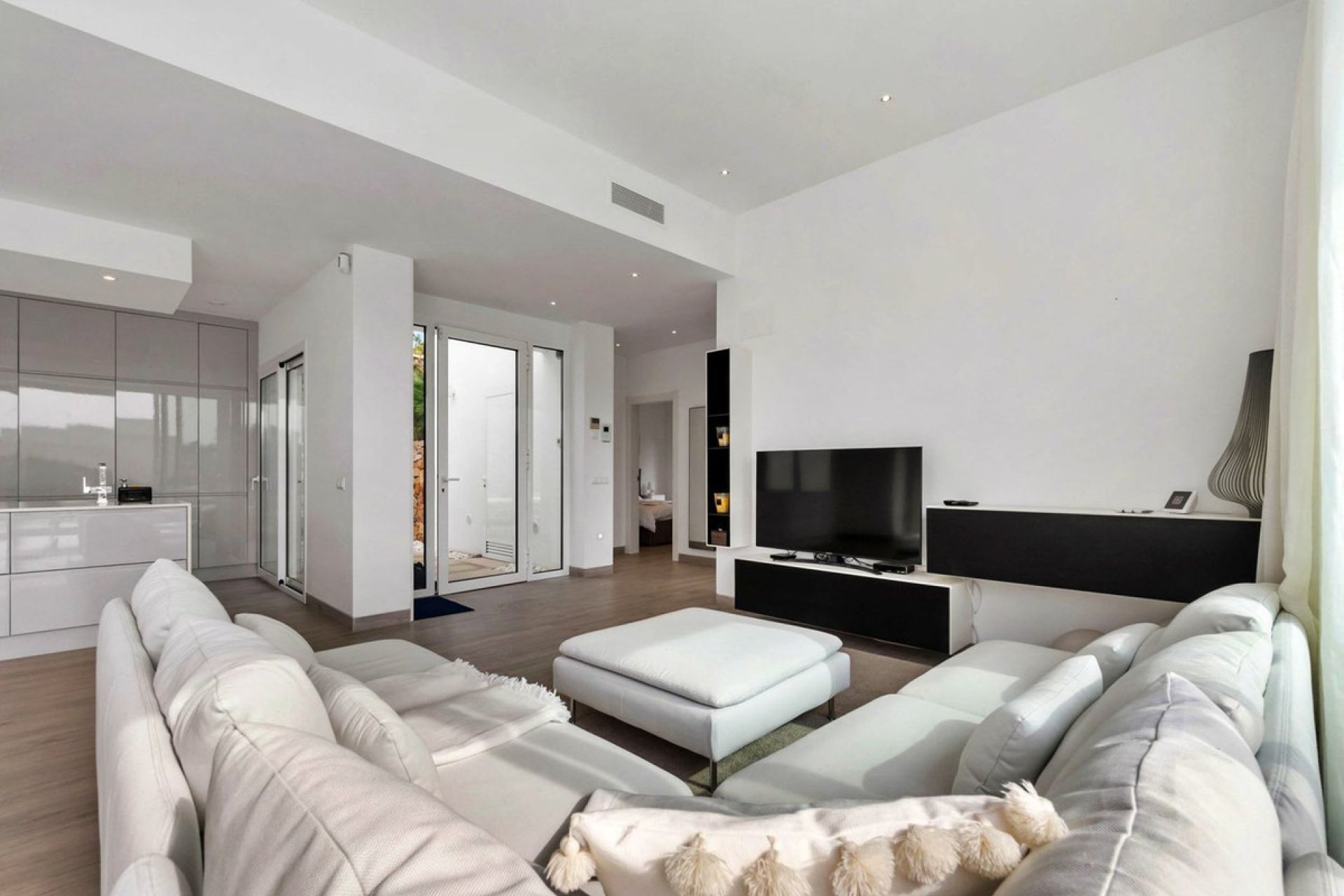 Resale - Villa -
Orihuela - Las Colinas Golf