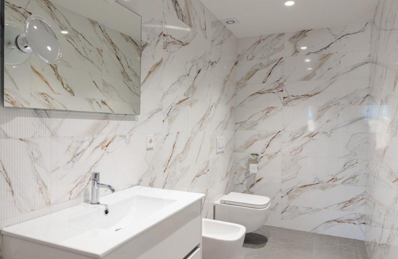 Resale - Villa -
Orihuela - Las Colinas Golf