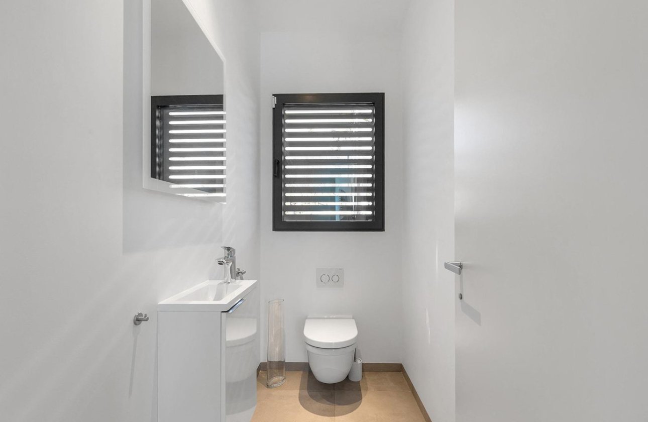 Resale - Villa -
Orihuela - Las Colinas Golf