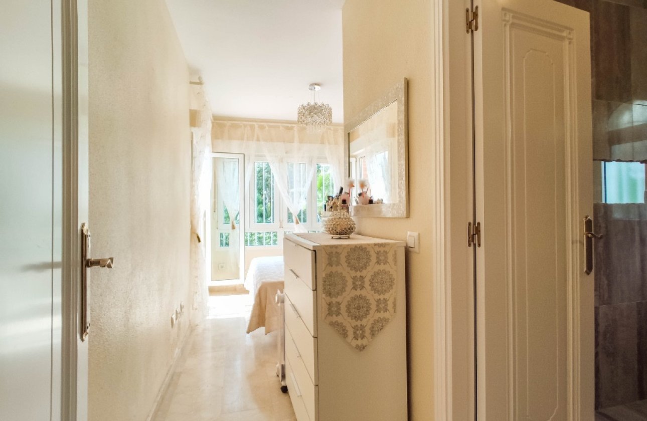 Resale - Villa -
Orihuela - Las Ramblas Golf