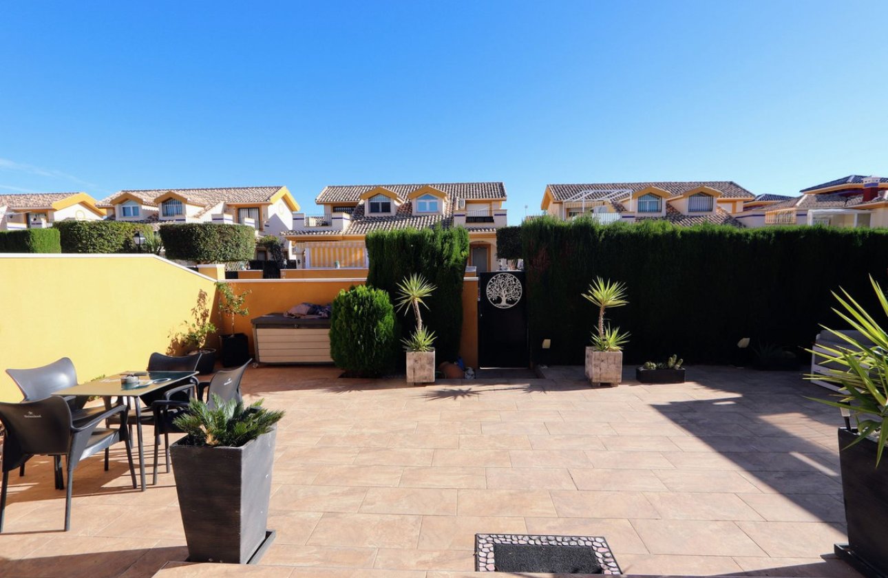 Resale - Villa -
Orihuela - Lomas de Cabo Roig