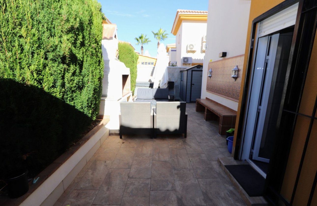 Resale - Villa -
Orihuela - Lomas de Cabo Roig