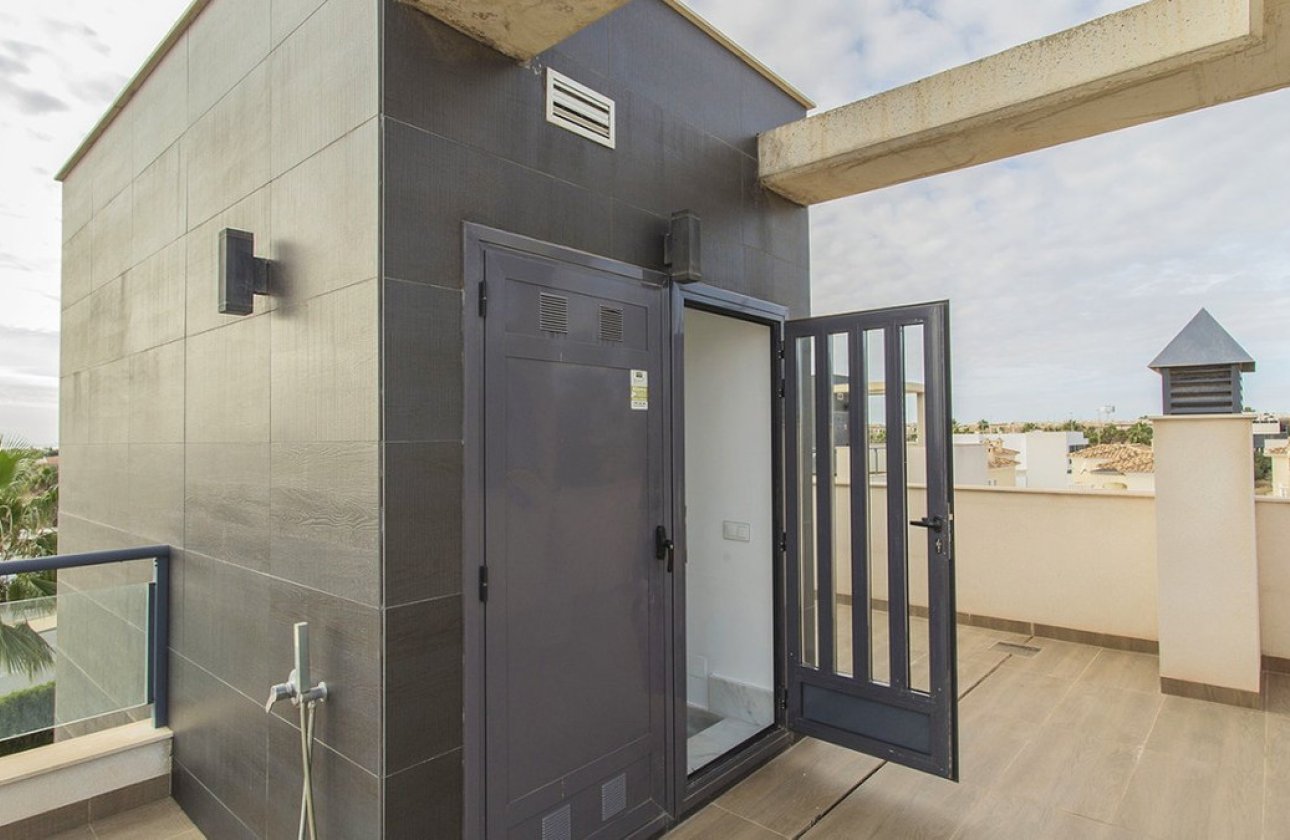 Resale - Villa -
Orihuela - Lomas de Cabo Roig