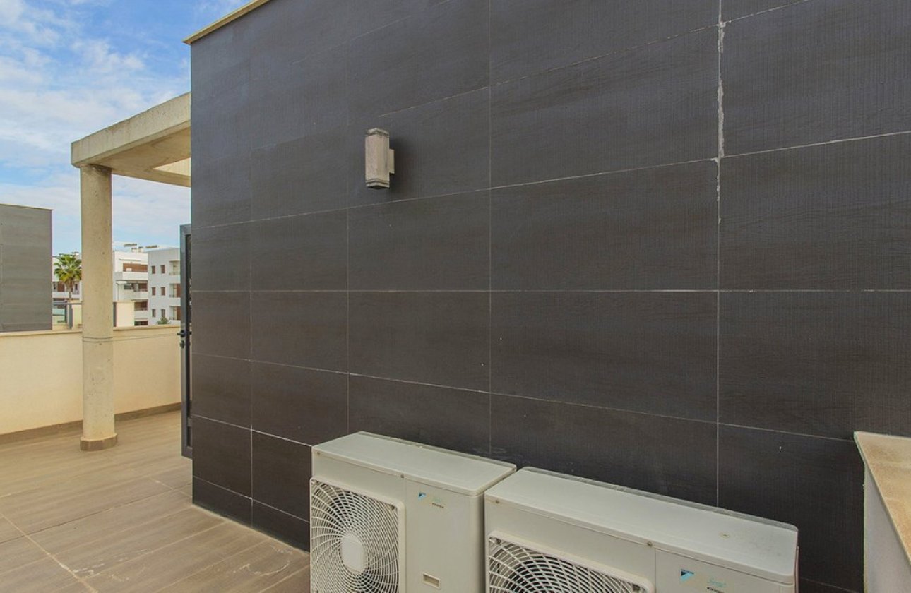 Resale - Villa -
Orihuela - Lomas de Cabo Roig