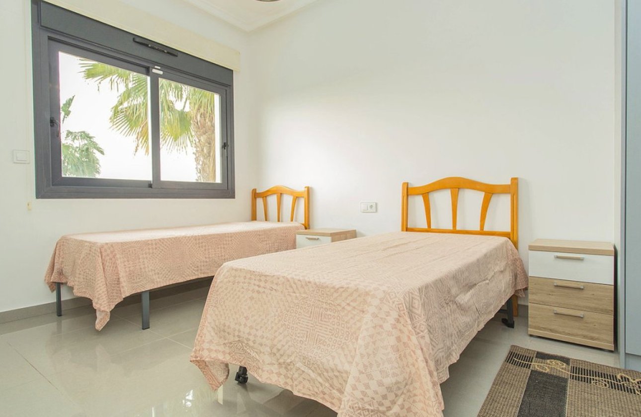 Resale - Villa -
Orihuela - Lomas de Cabo Roig