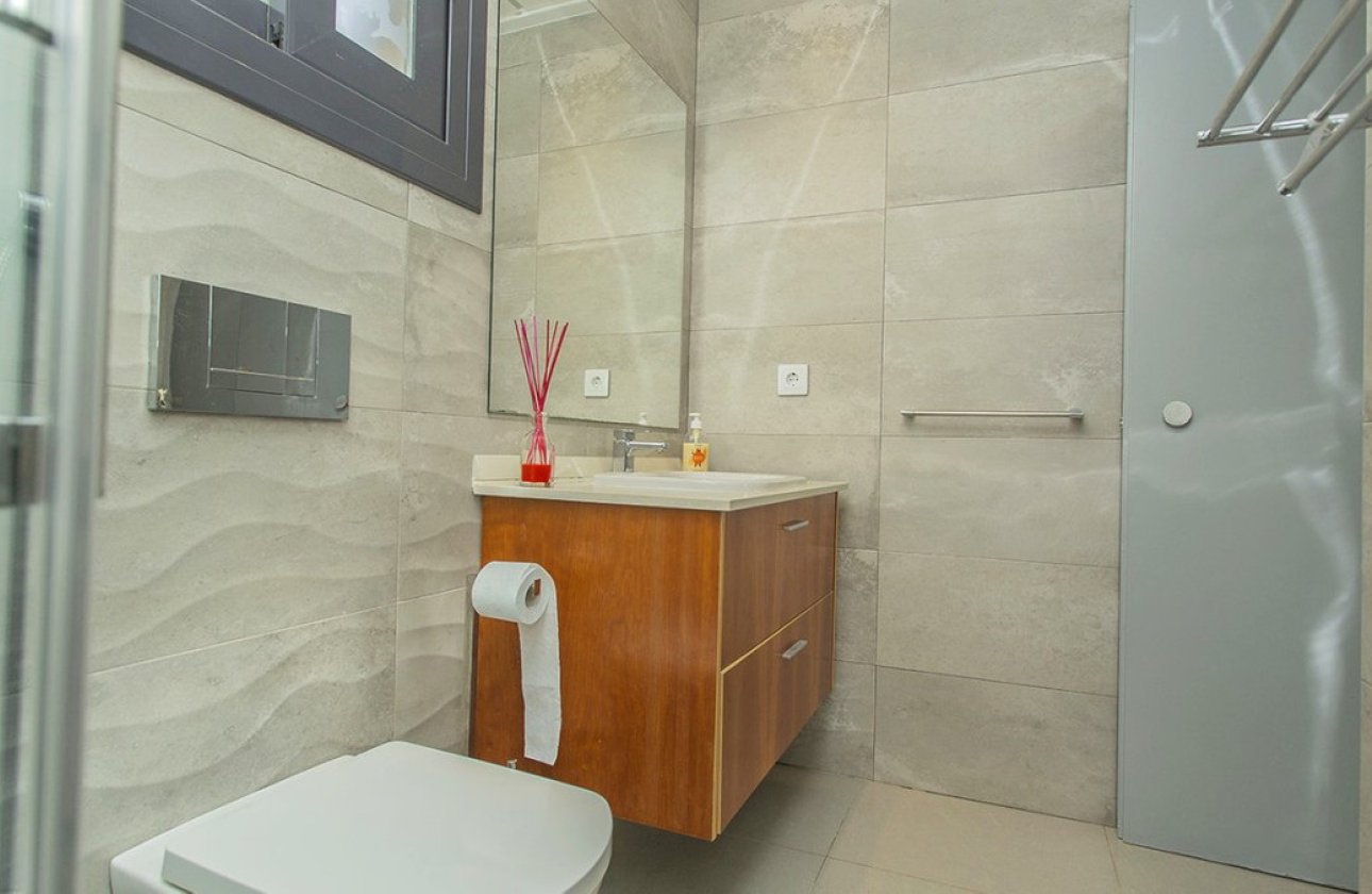 Resale - Villa -
Orihuela - Lomas de Cabo Roig