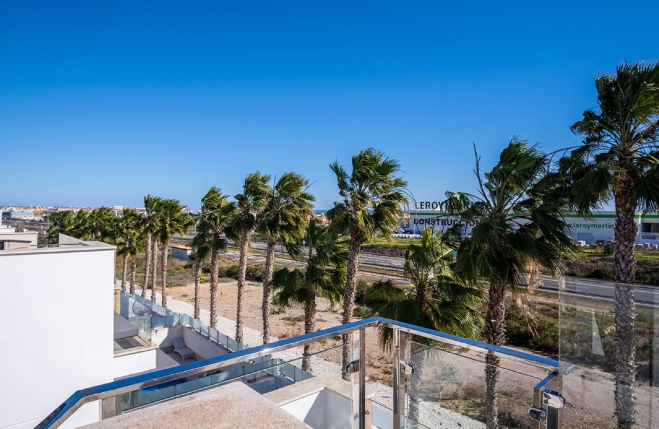 Resale - Villa -
Orihuela - Lomas de Cabo Roig