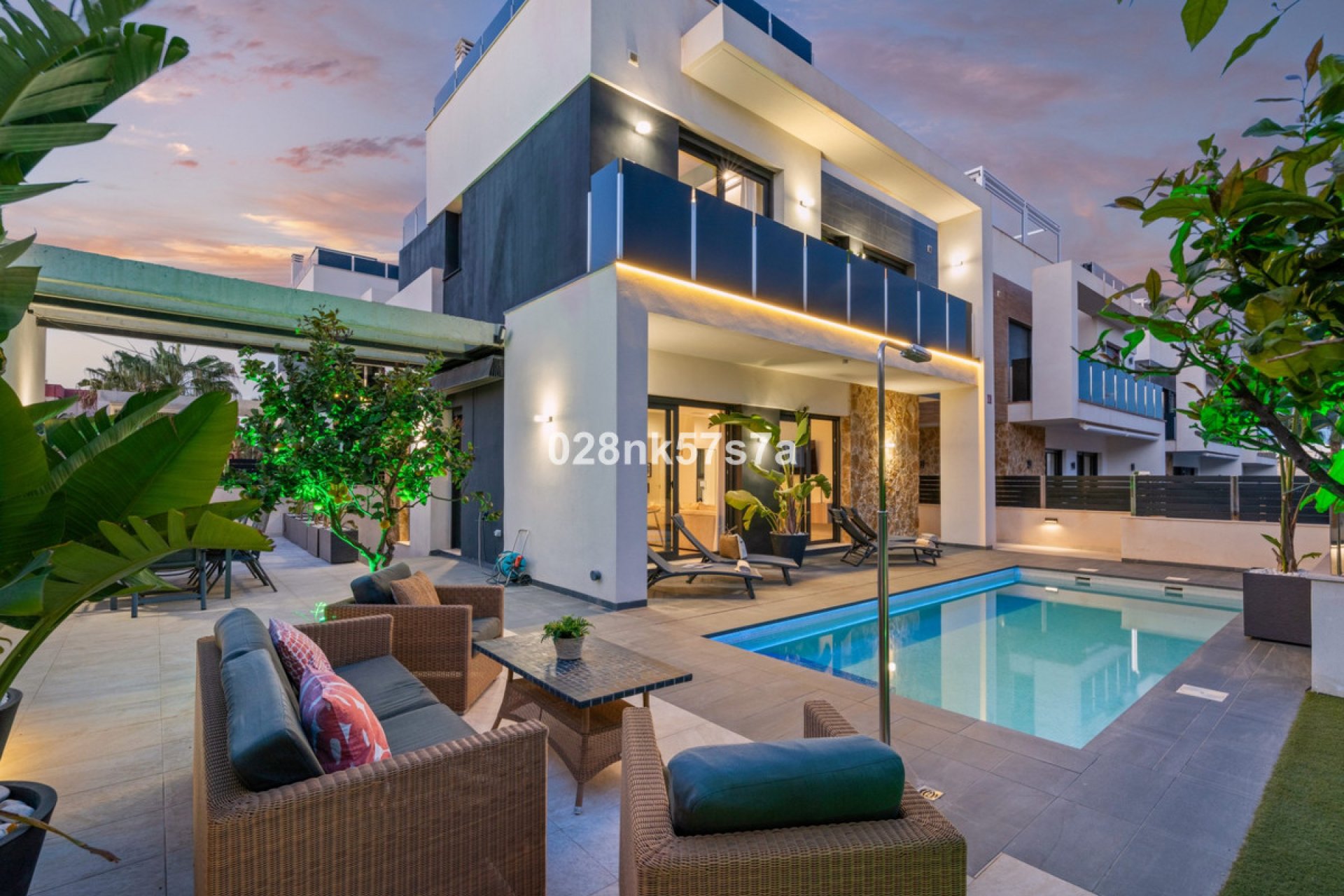 Resale - Villa -
Orihuela - Lomas De Campoamor