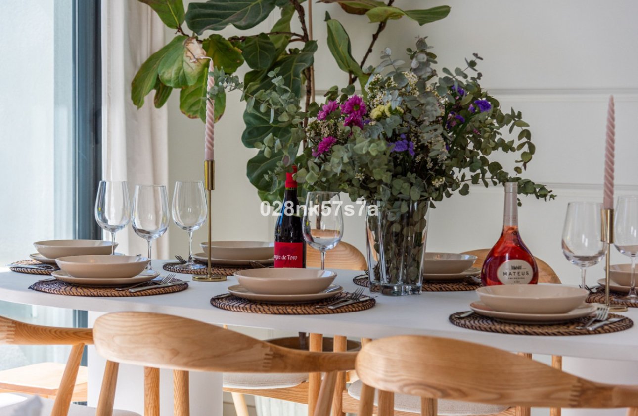 Resale - Villa -
Orihuela - Lomas De Campoamor