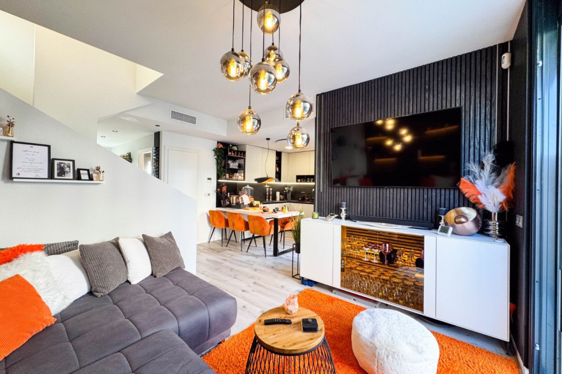 Resale - Villa -
Orihuela - Los Altos