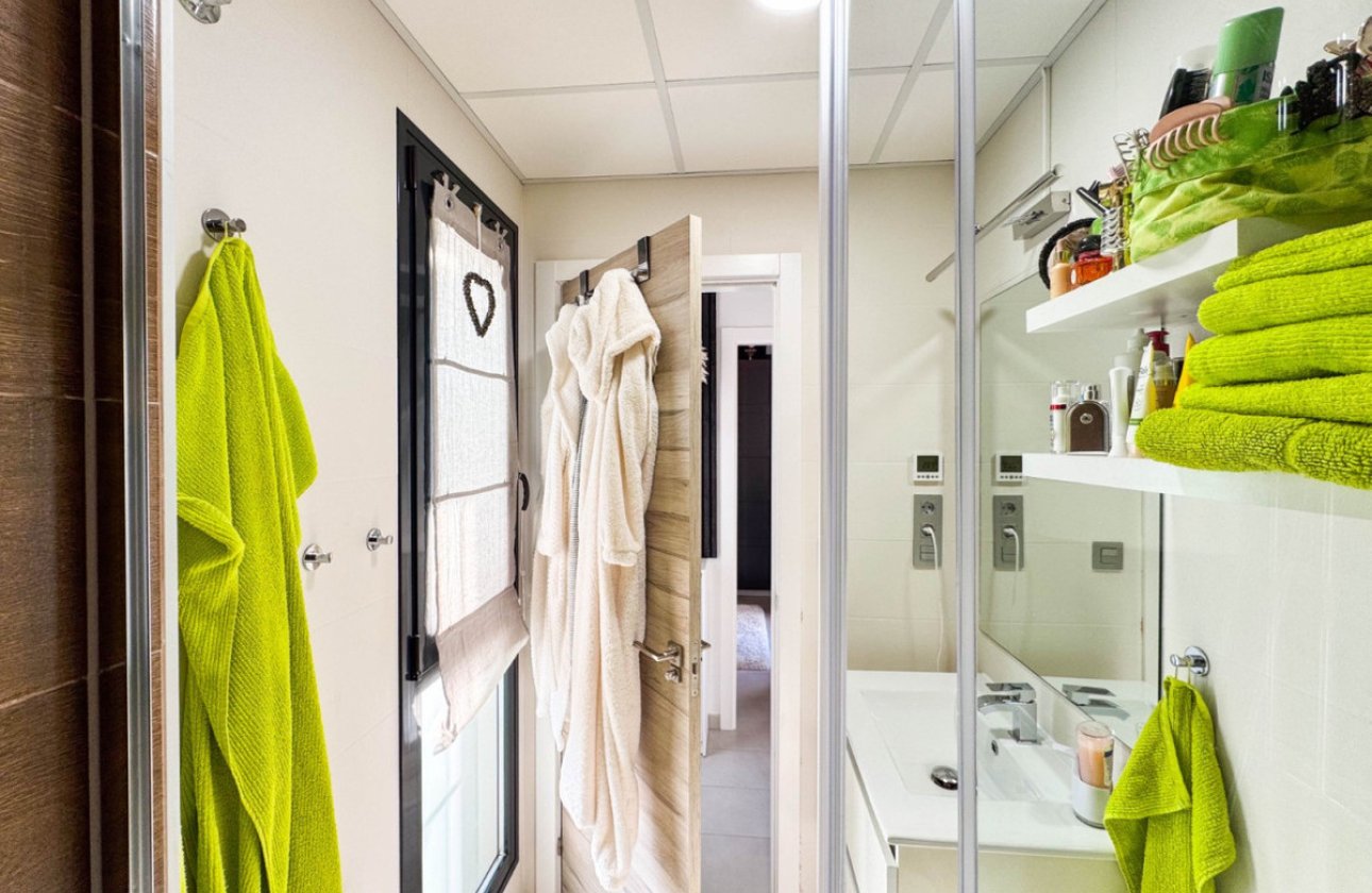 Resale - Villa -
Orihuela - Los Altos