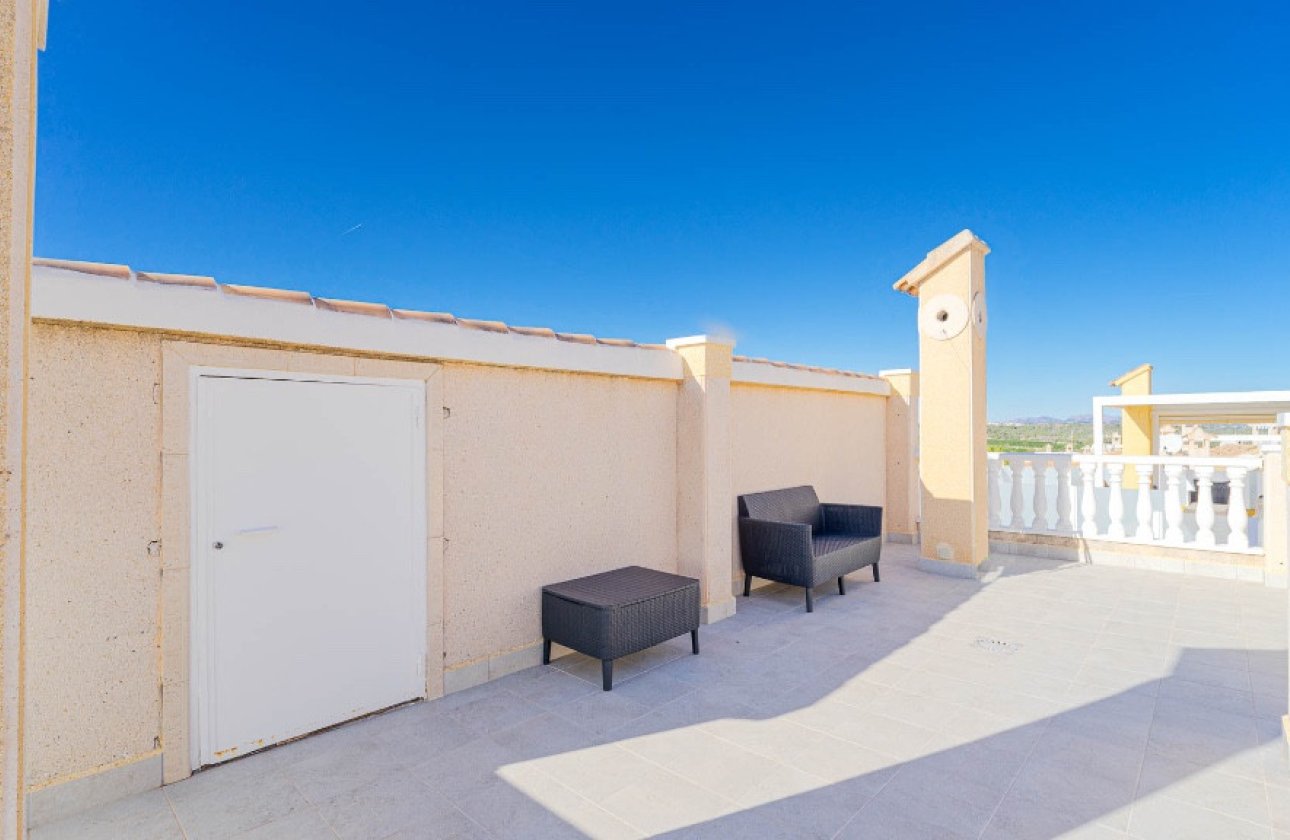 Resale - Villa -
Orihuela - Los Altos