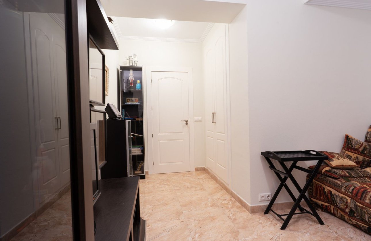 Resale - Villa -
Orihuela - Los Balcones