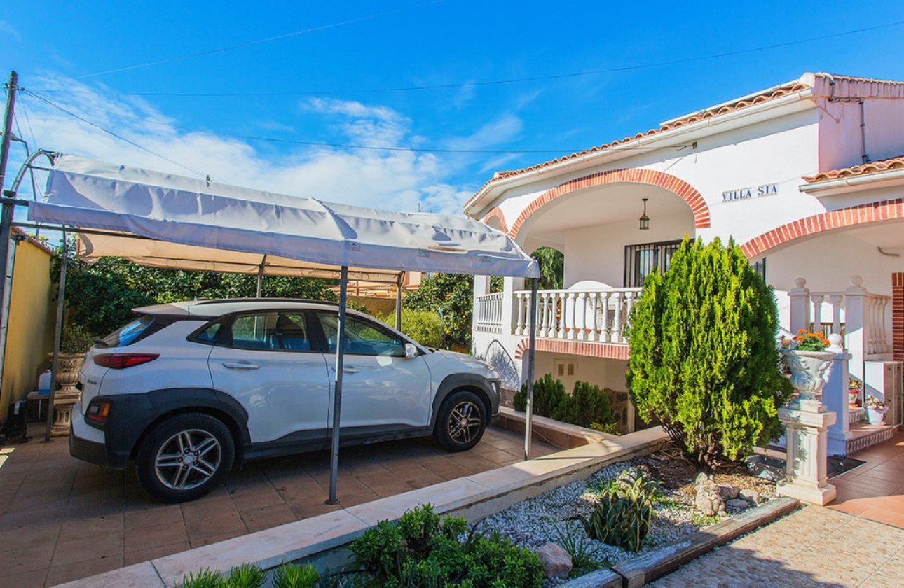 Resale - Villa -
Orihuela - Los Balcones