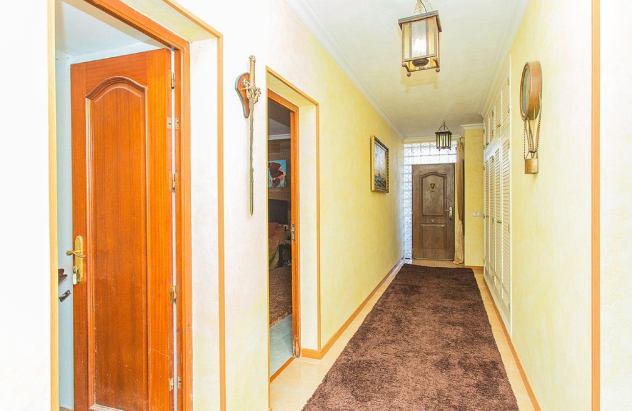 Resale - Villa -
Orihuela - Los Balcones