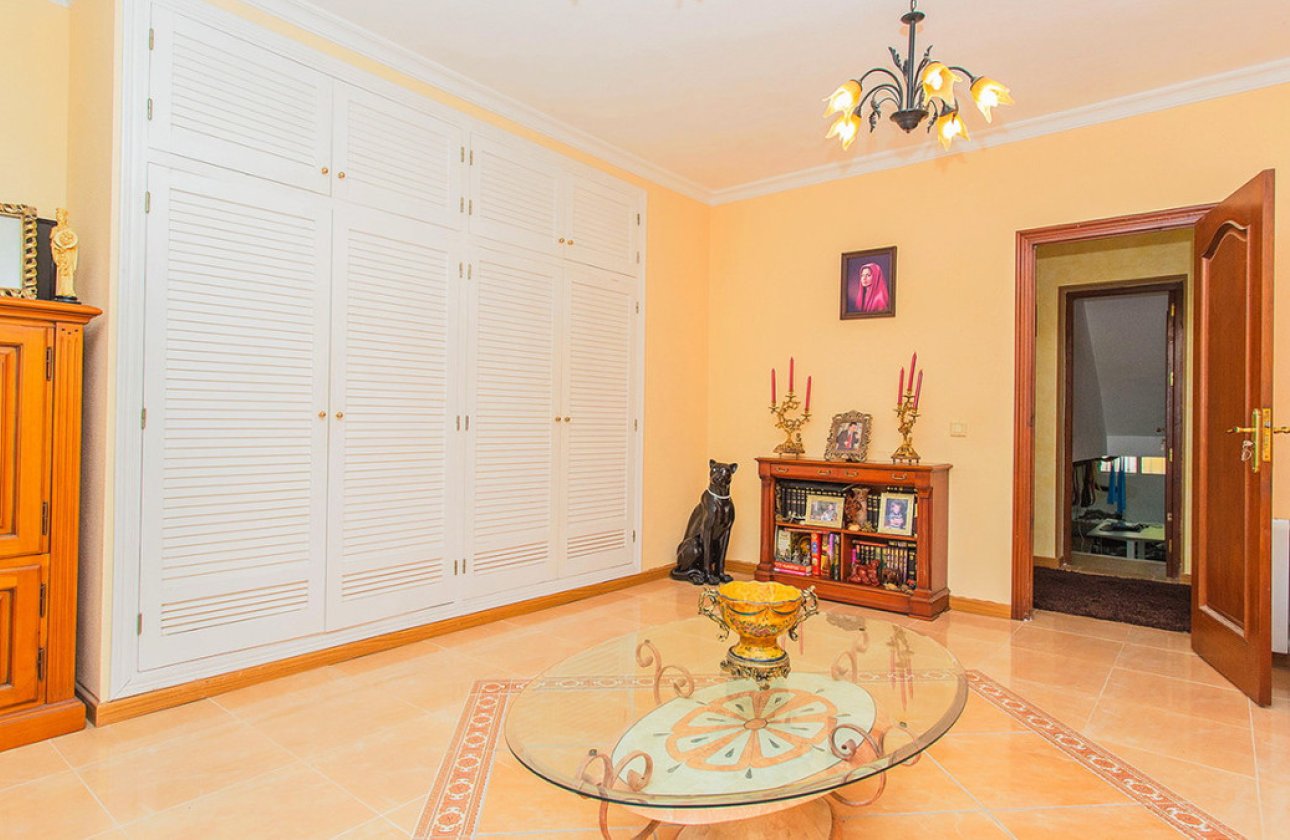 Resale - Villa -
Orihuela - Los Balcones