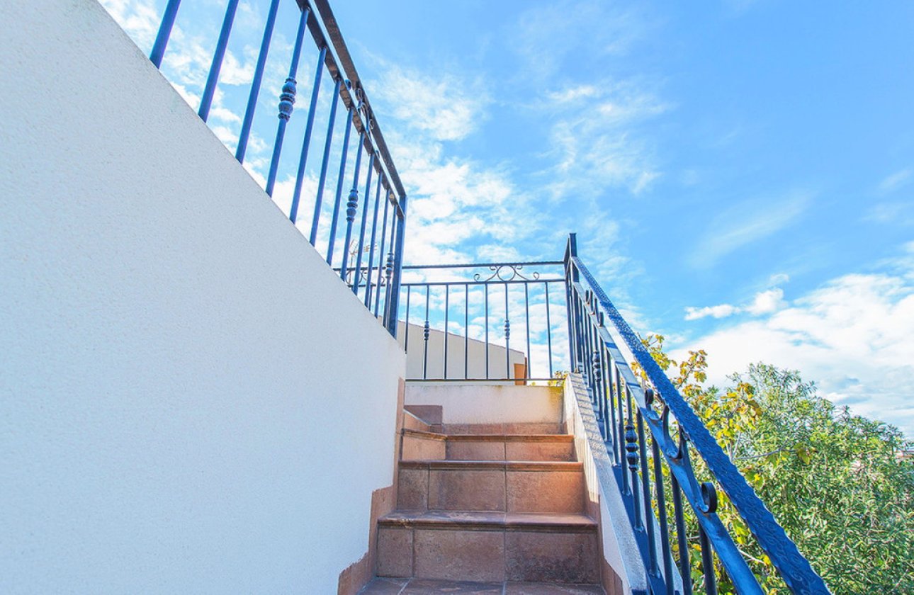 Resale - Villa -
Orihuela - Los Balcones